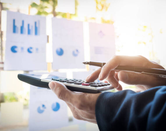 Напомняне: Крайни срокове за подаване на декларации и осигуровки